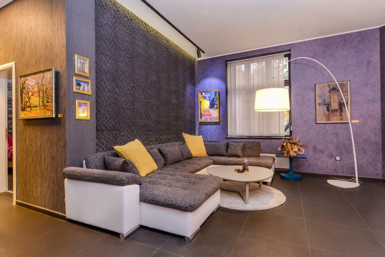 Champs-Elysees Sofia 2-Bdr, 2-Bthr Tsar Simeon Suite By Flat Mаnager Dış mekan fotoğraf